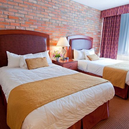 Quality Hotel Downtown-Inn At False Creek Ванкувер Номер фото