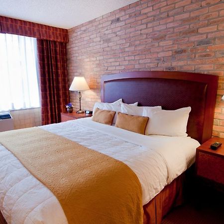 Quality Hotel Downtown-Inn At False Creek Ванкувер Номер фото