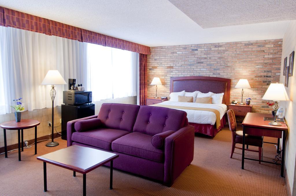 Quality Hotel Downtown-Inn At False Creek Ванкувер Номер фото