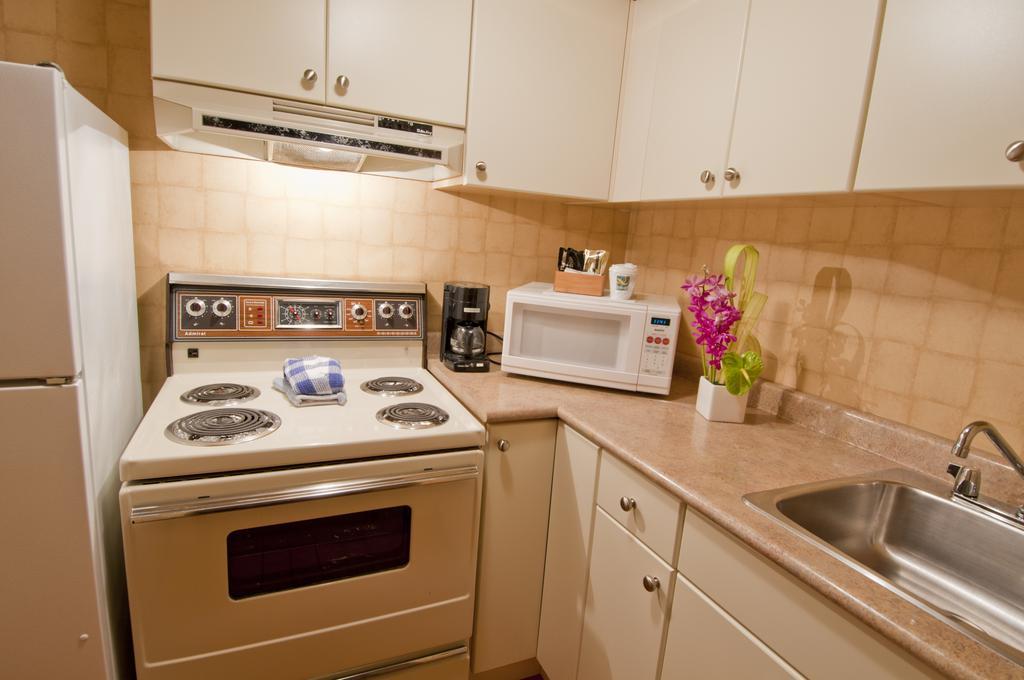 Quality Hotel Downtown-Inn At False Creek Ванкувер Номер фото