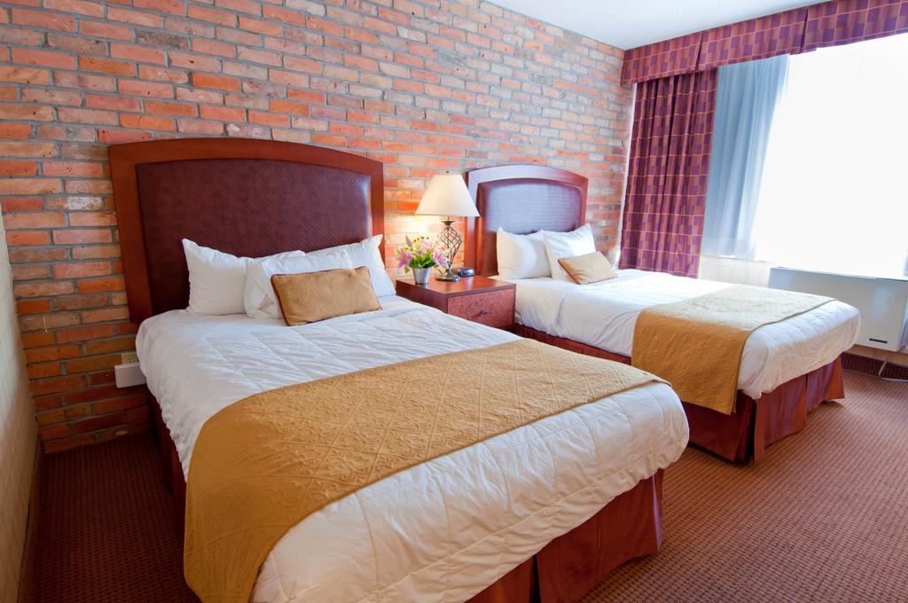 Quality Hotel Downtown-Inn At False Creek Ванкувер Номер фото