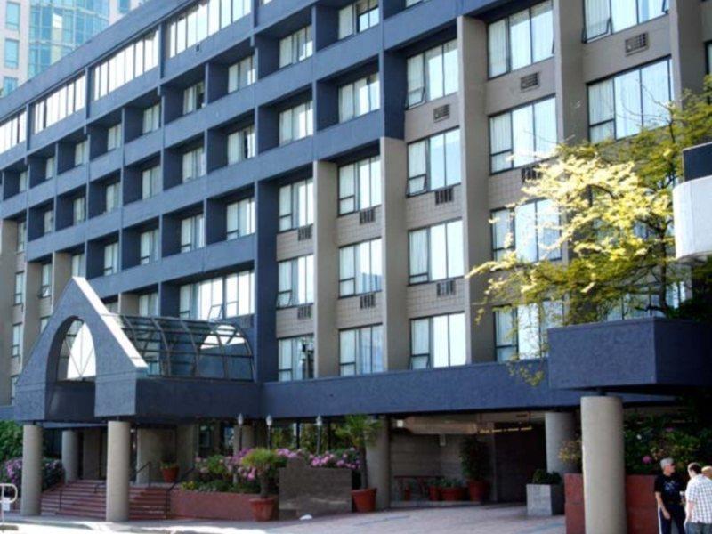 Quality Hotel Downtown-Inn At False Creek Ванкувер Экстерьер фото