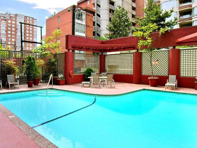 Quality Hotel Downtown-Inn At False Creek Ванкувер Экстерьер фото