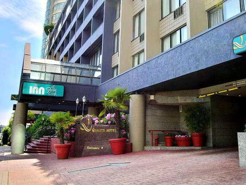 Quality Hotel Downtown-Inn At False Creek Ванкувер Экстерьер фото
