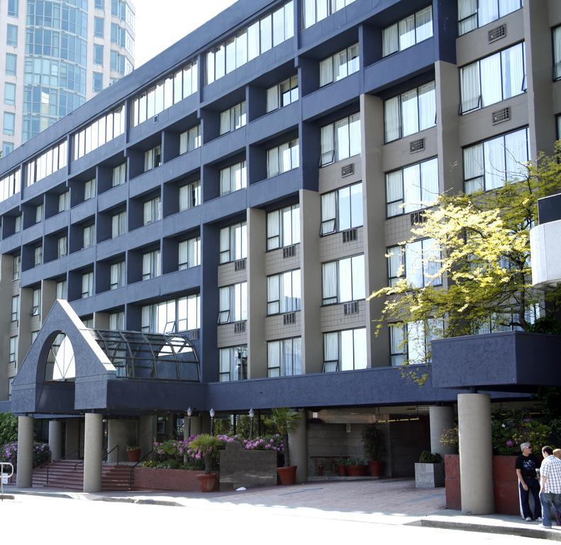 Quality Hotel Downtown-Inn At False Creek Ванкувер Экстерьер фото