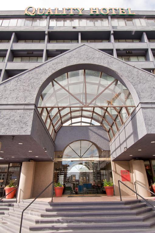 Quality Hotel Downtown-Inn At False Creek Ванкувер Экстерьер фото